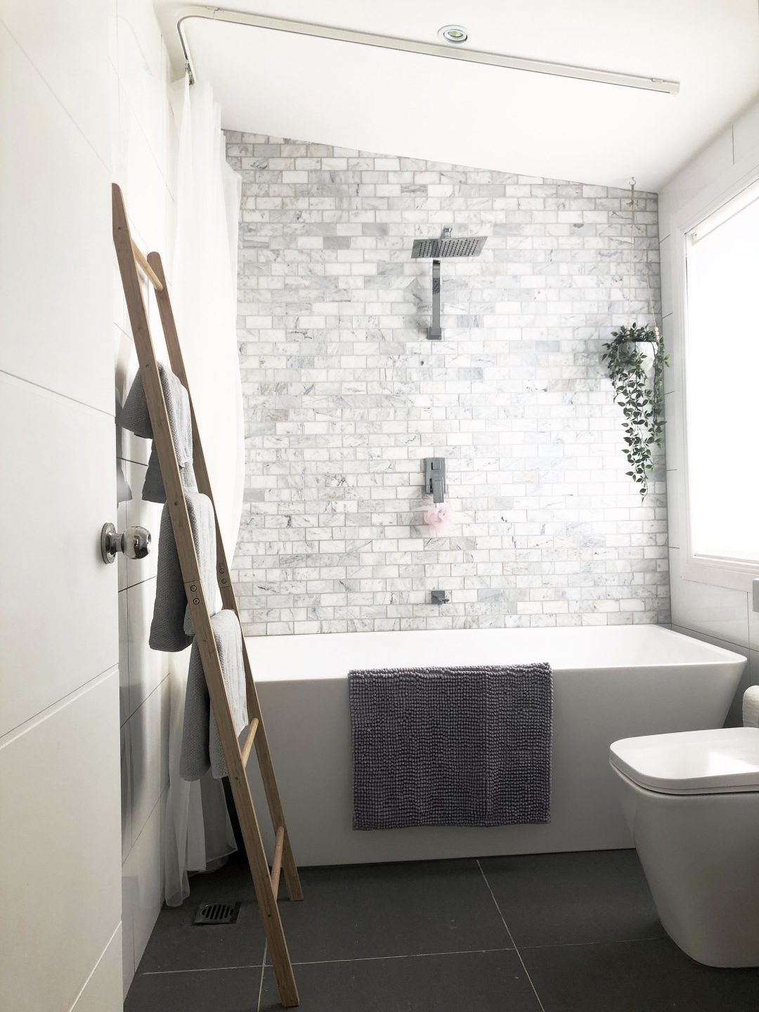 25 Tranquil Scandinavian Bathroom Decor To Get Rid Of Daily Stress - N3
